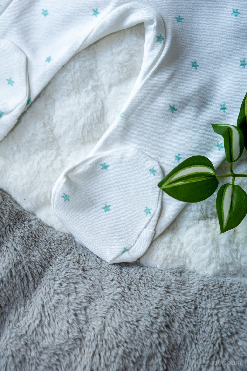 Outseam Sleepsuit Zipper Mint Stars — detail view 4