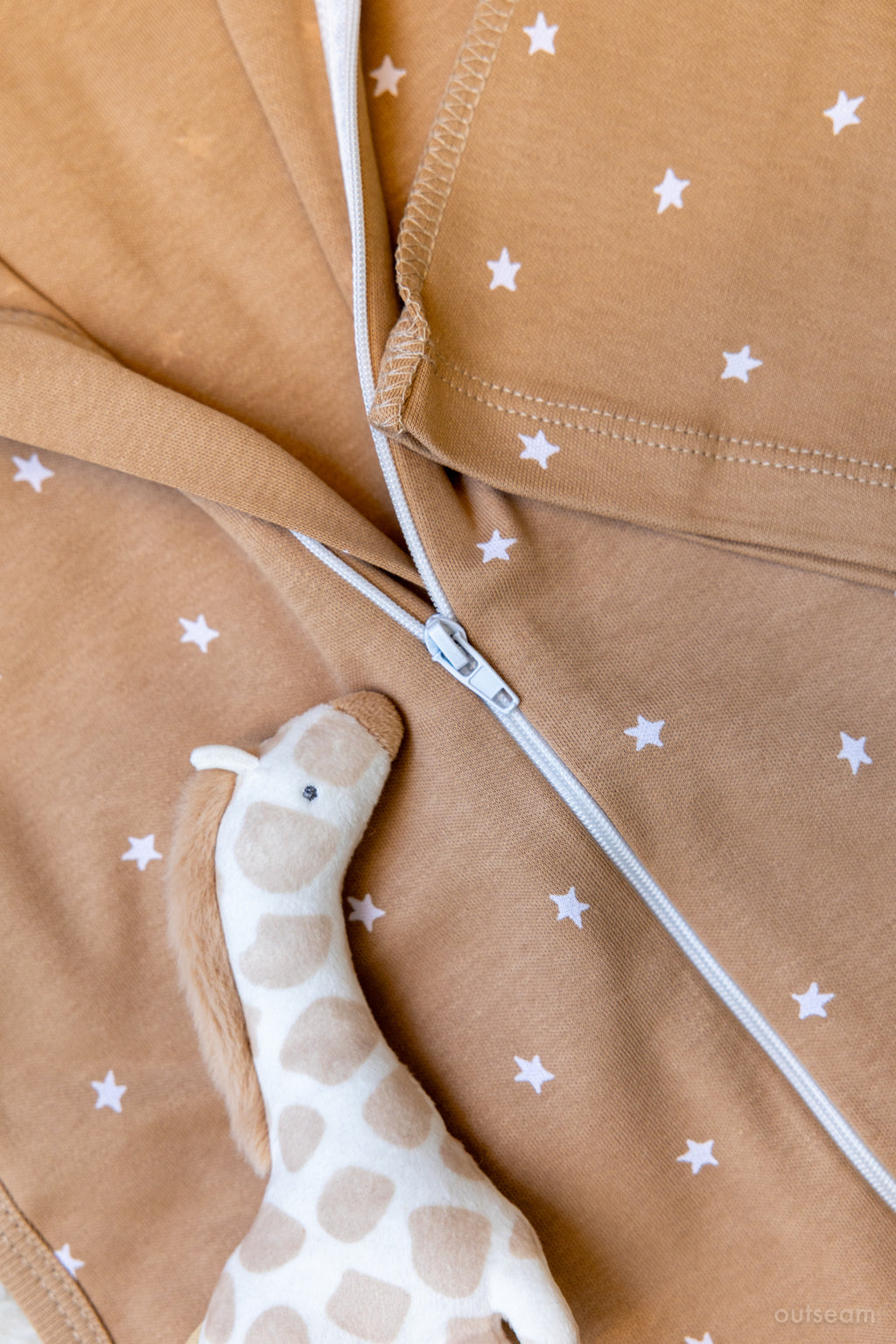 Outseam Newborn Sleep Cocoon Brown — detail view 4